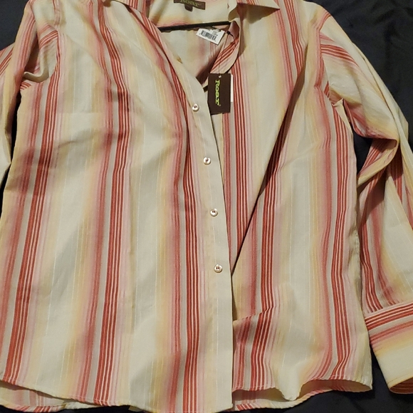 Roar Men's Shirt Y2K - Cream and Red Stripes - Picture 6 of 6